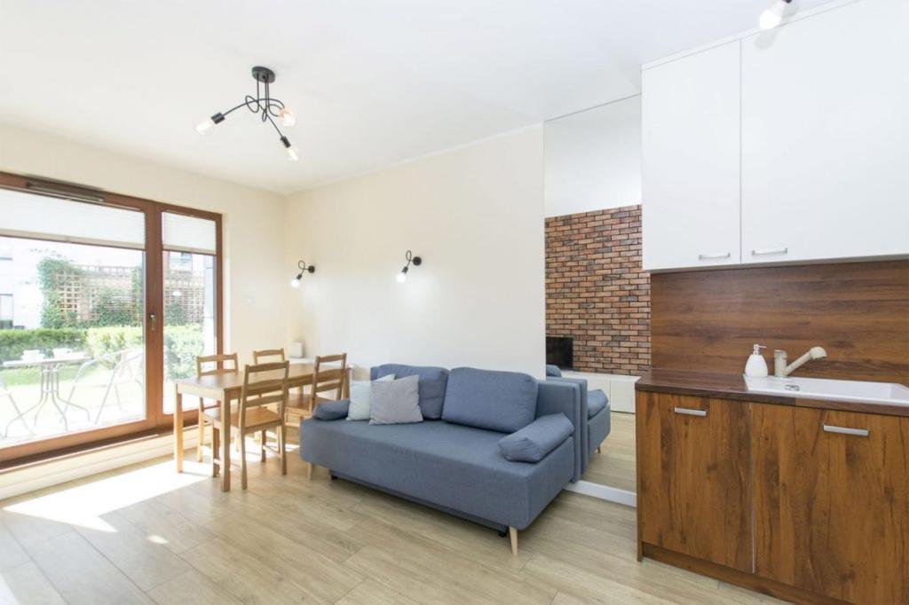 City Center - Riverside By Apartmore Гданск Екстериор снимка