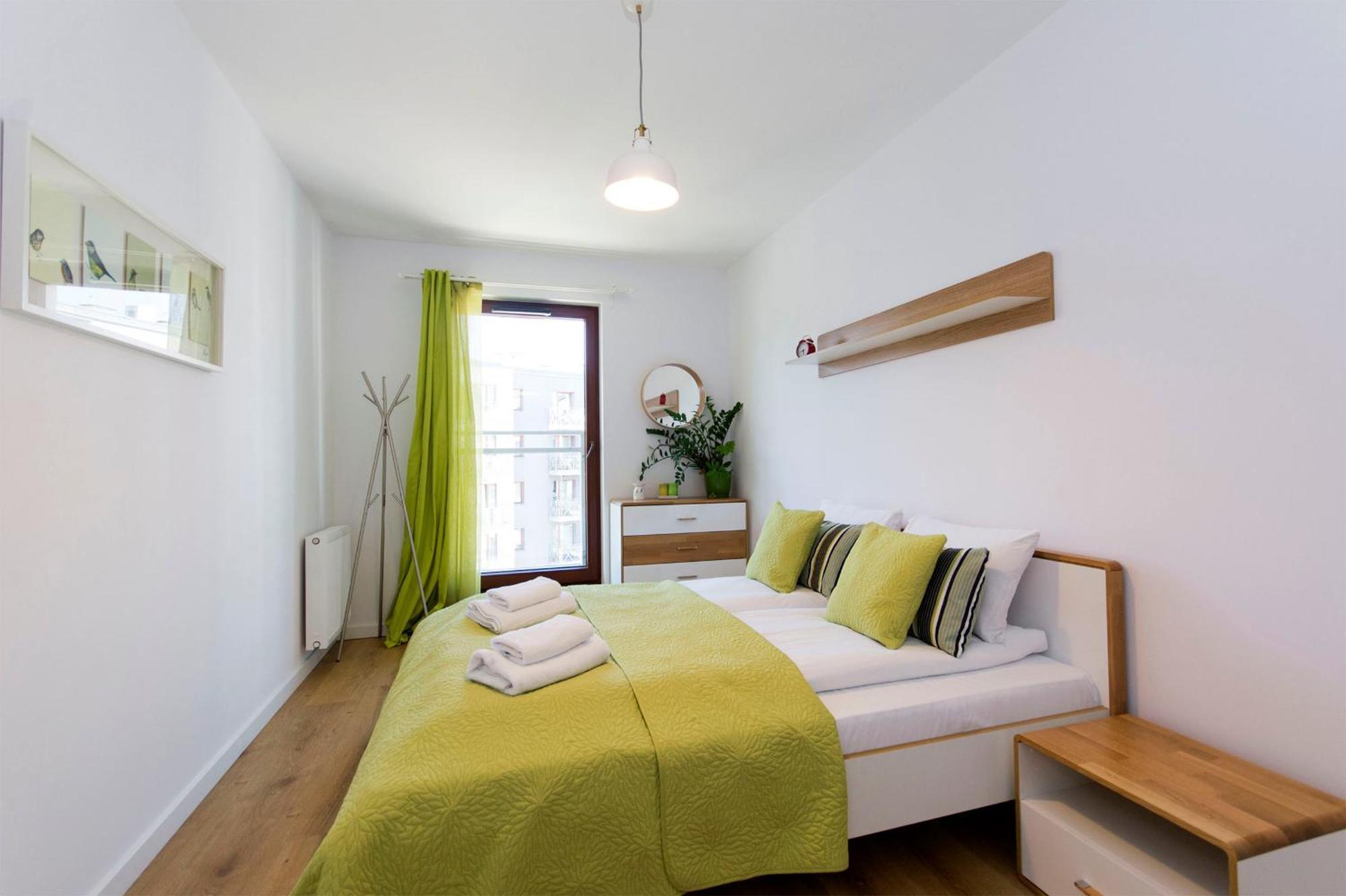 City Center - Riverside By Apartmore Гданск Екстериор снимка