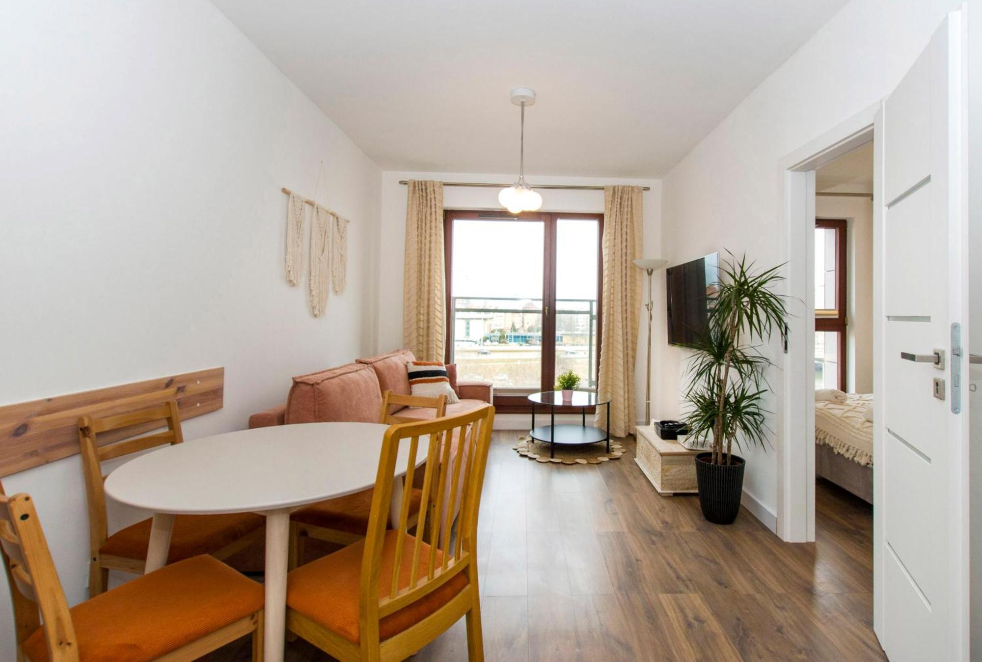 City Center - Riverside By Apartmore Гданск Екстериор снимка