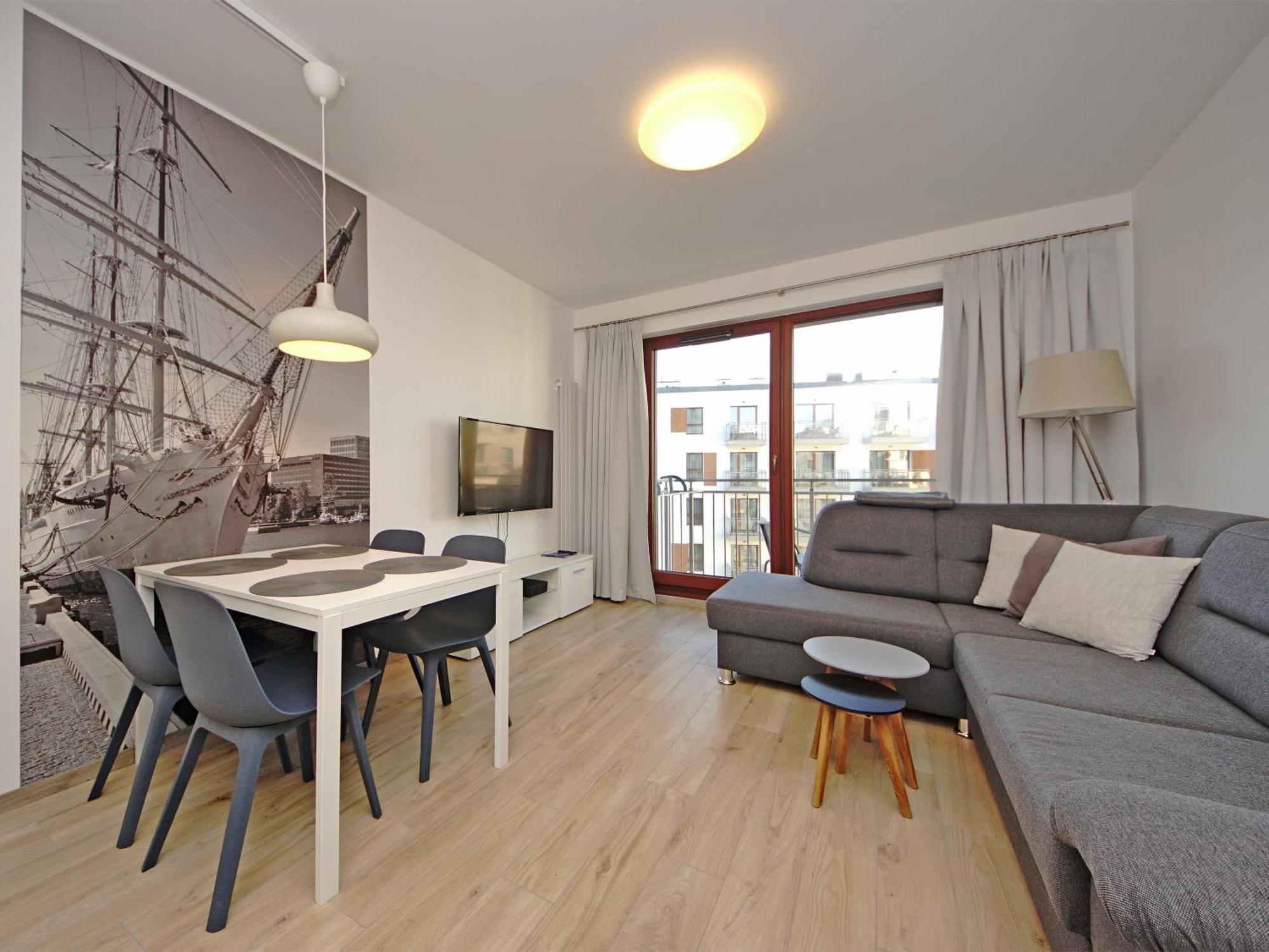 City Center - Riverside By Apartmore Гданск Екстериор снимка
