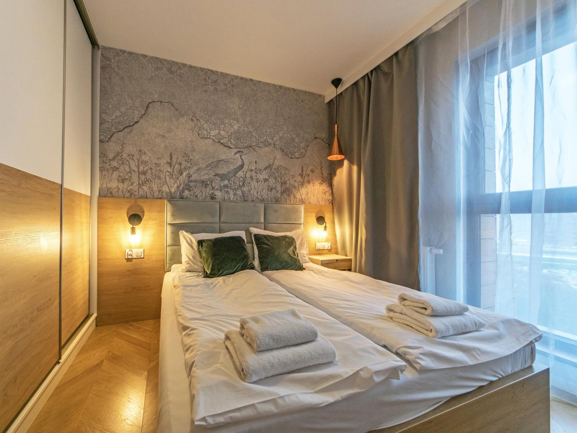 City Center - Riverside By Apartmore Гданск Екстериор снимка